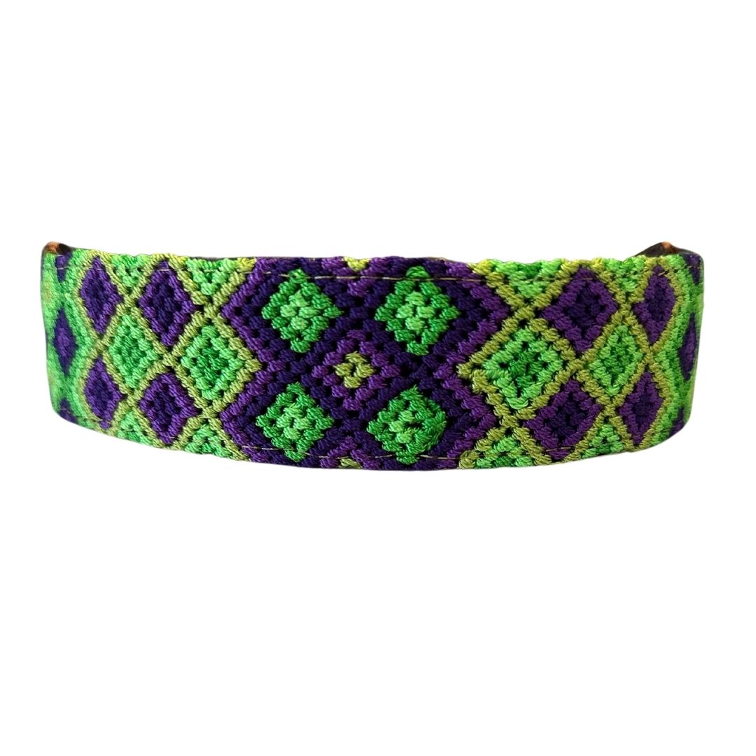 One-of-a-kind collar L(17"-21")